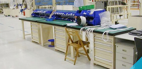 通用汽車選用浦豐柜業(yè)工作臺(tái) 通用汽車選用浦豐柜業(yè)工作臺(tái)